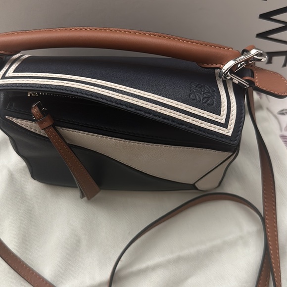 Loewe Mini Puzzle Bag Navy White Tan - Picture 2 of 8